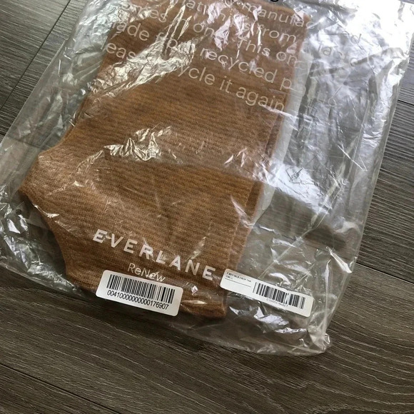 Everlane Camel Tan Wool Yak Hair Blend Ribbed Cozy Stretch Tank Size Large NWT - Picture 11 of 11